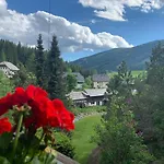 Lilly Chalet- With Private Sauna, Close To Lifts *