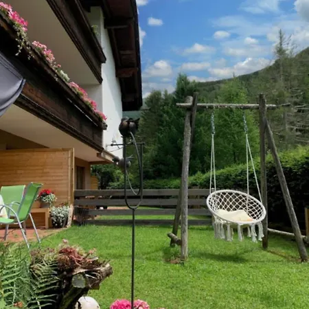 Apartmán Lilly Chalet- With Private Sauna, Close To Lifts *