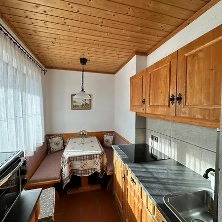 Lilly Chalet- With Private Sauna, Close To Lifts Appartement Bad Kleinkirchheim