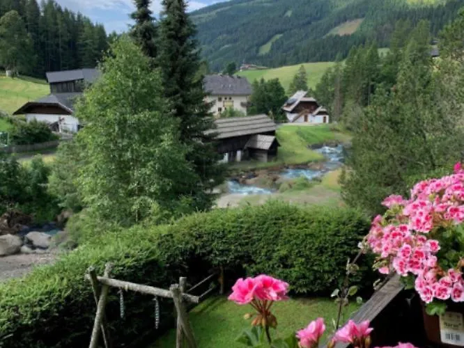 Lilly Chalet- With Private Sauna, Close To Lifts Lägenhet Bad Kleinkirchheim