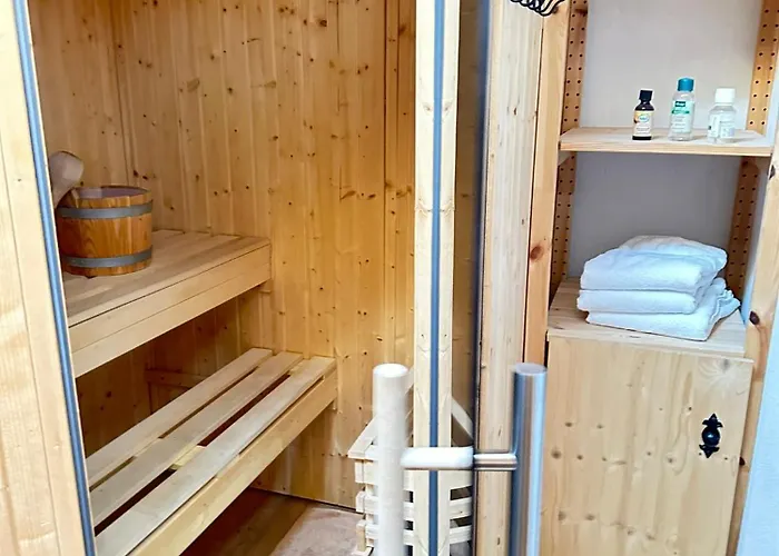 Апартаменти Lilly Chalet- With Private Sauna, Close To Lifts *
